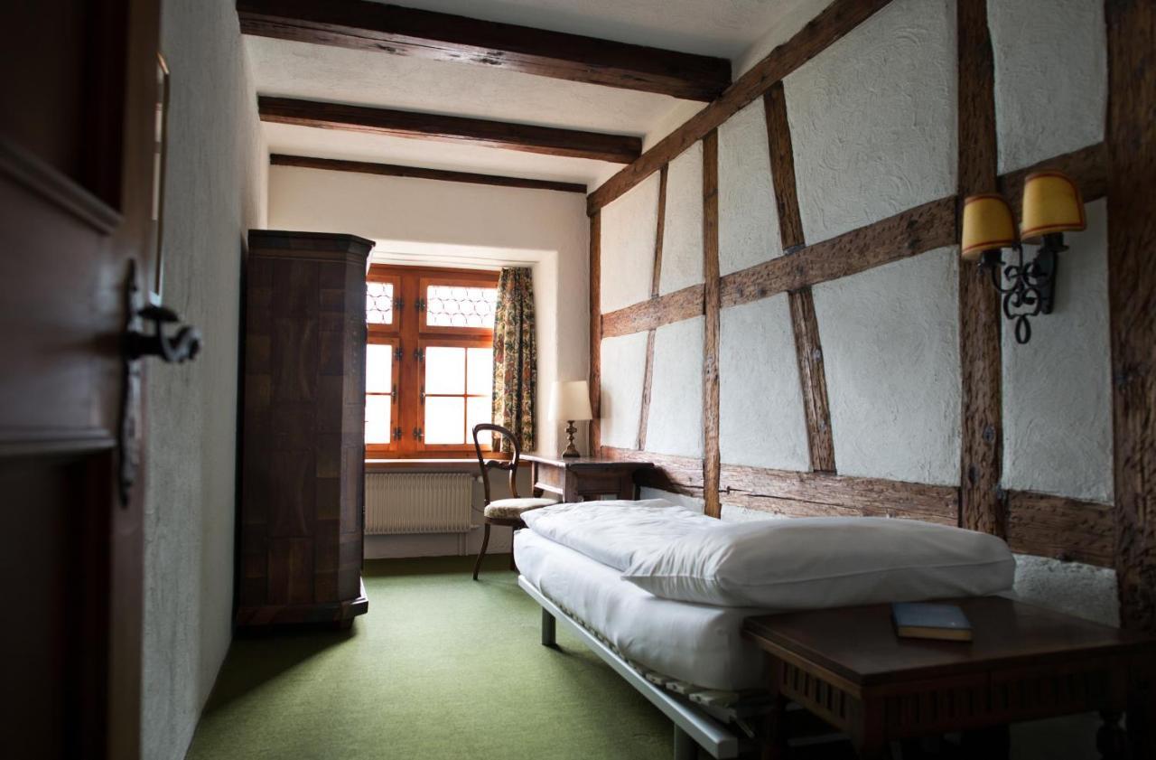 Flyhof Hotel Weesen Ruang foto